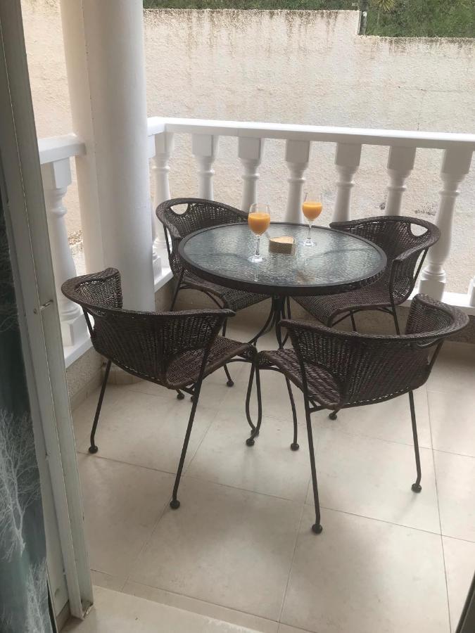 Lovely 2 Bedroom Apartment In Rojales Near Marquesa Golf Ciudad Quesada Exterior photo